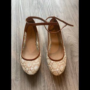 Call It Spring Ankle-Strap Lace Ballet Flats, size 8.5